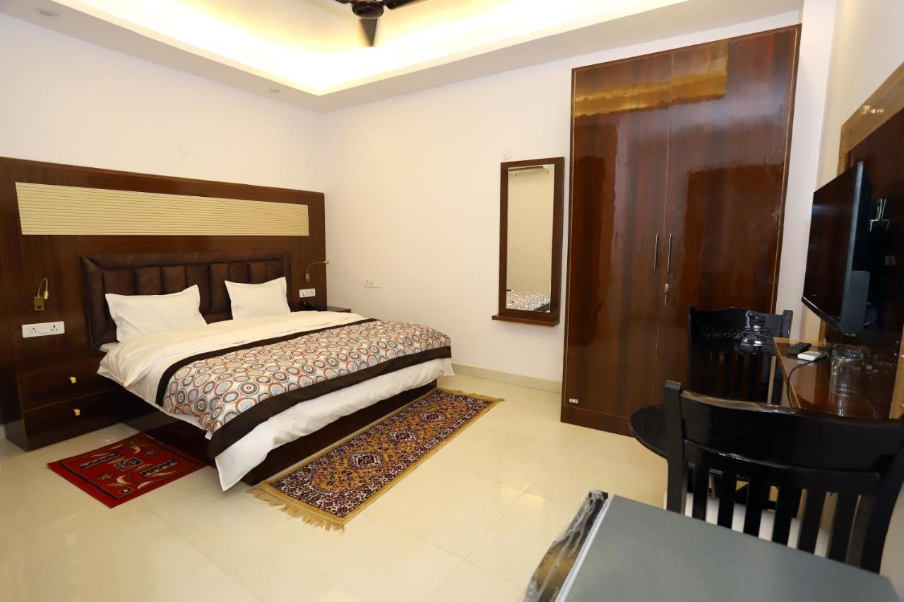 Vrindavan Guest House Új-Delhi Kültér fotó